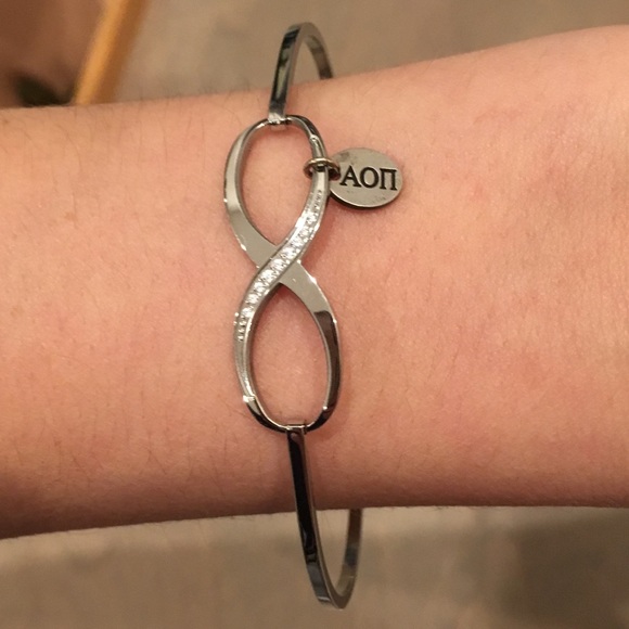 AOII Stainless Steel infinity bracelet - Picture 3 of 3